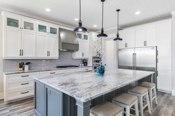 Modern Kitchen Remodeling in Akron
